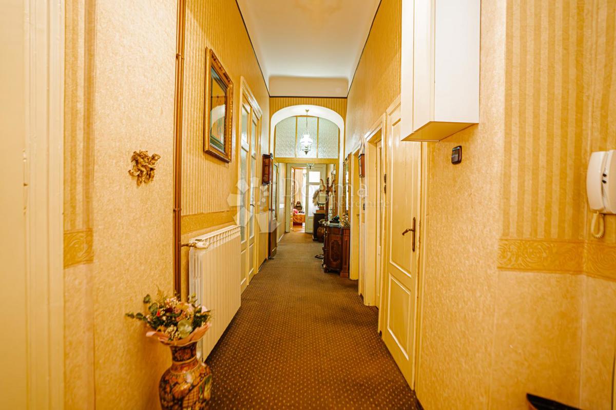 Allogio Centar, Rijeka, 121m2