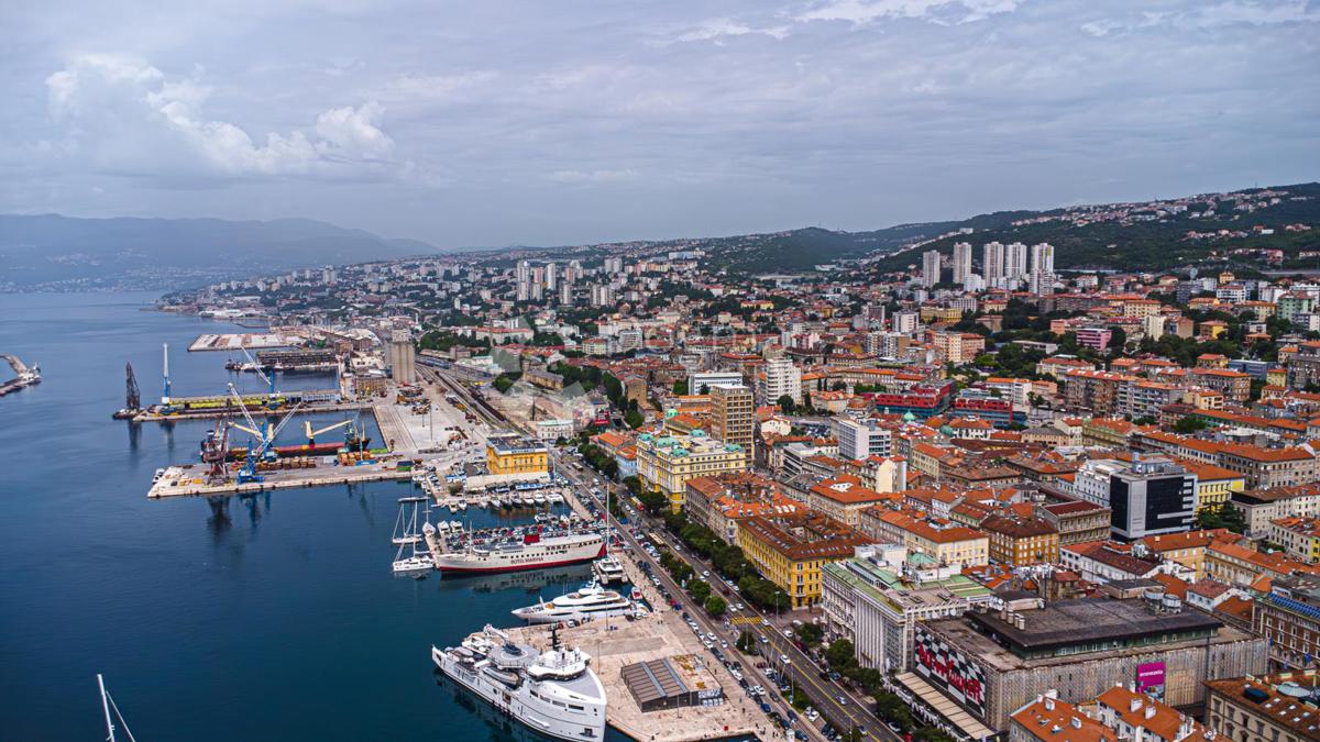 Allogio Centar, Rijeka, 121m2