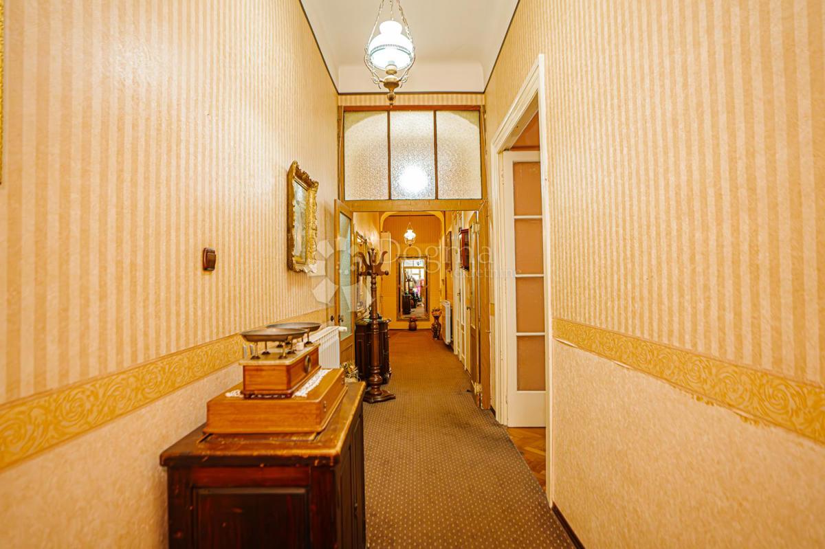 Allogio Centar, Rijeka, 121m2