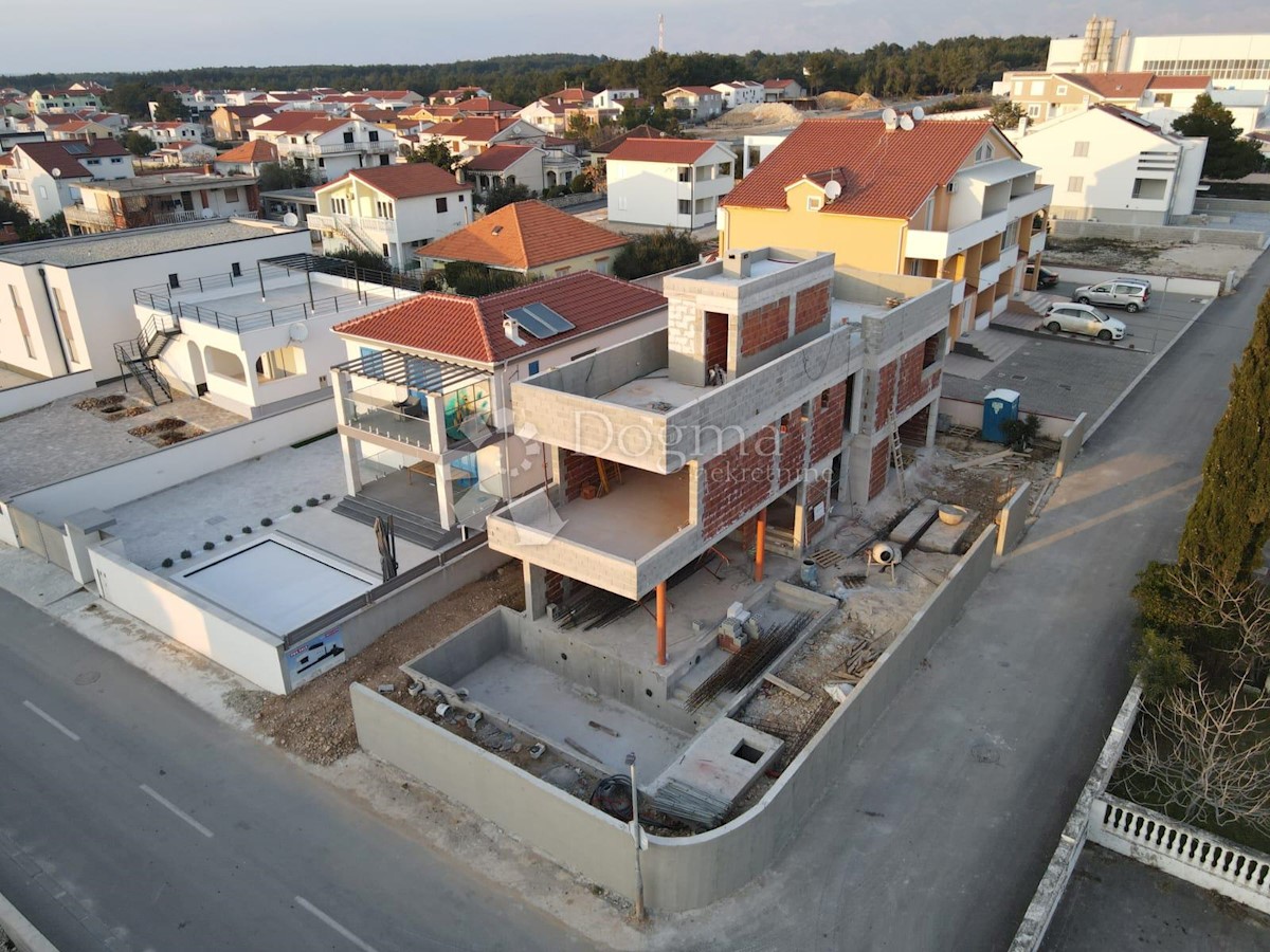 Casa Mulo, Vrsi, Ulica dr. Ante Starčevića, 160m2