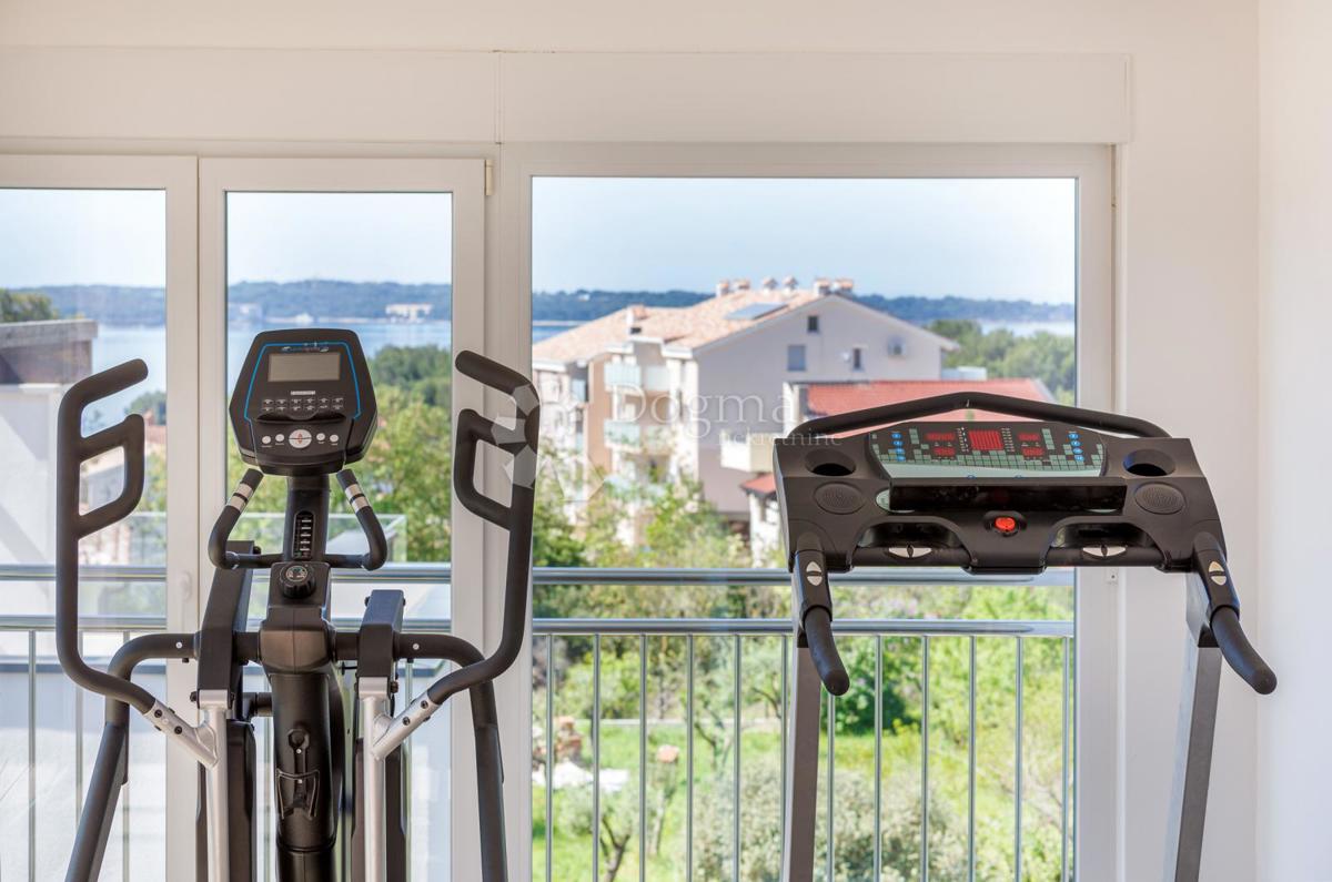 Villa di lusso a 700 m dalla spiaggia con vista sul mare e Brioni!