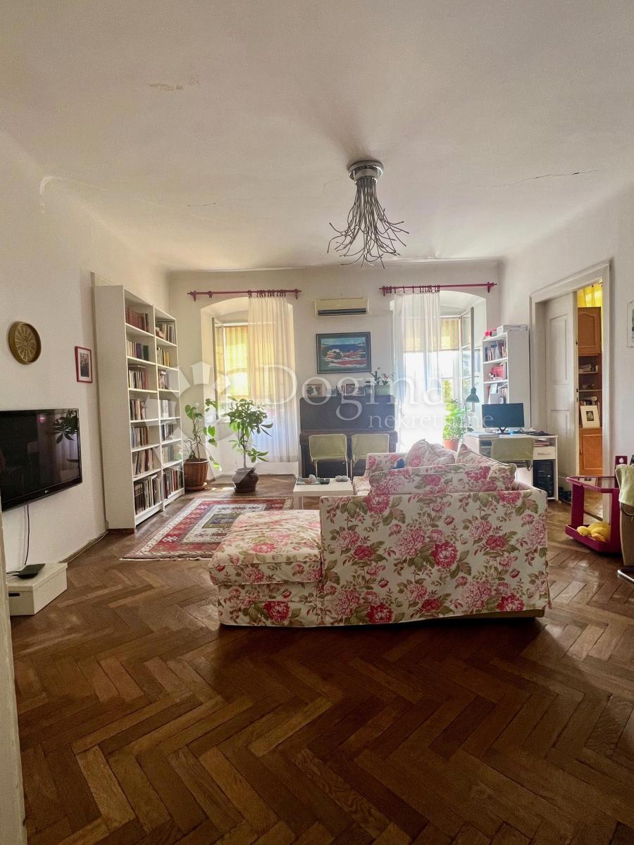 Allogio Centar, Rijeka, 141m2