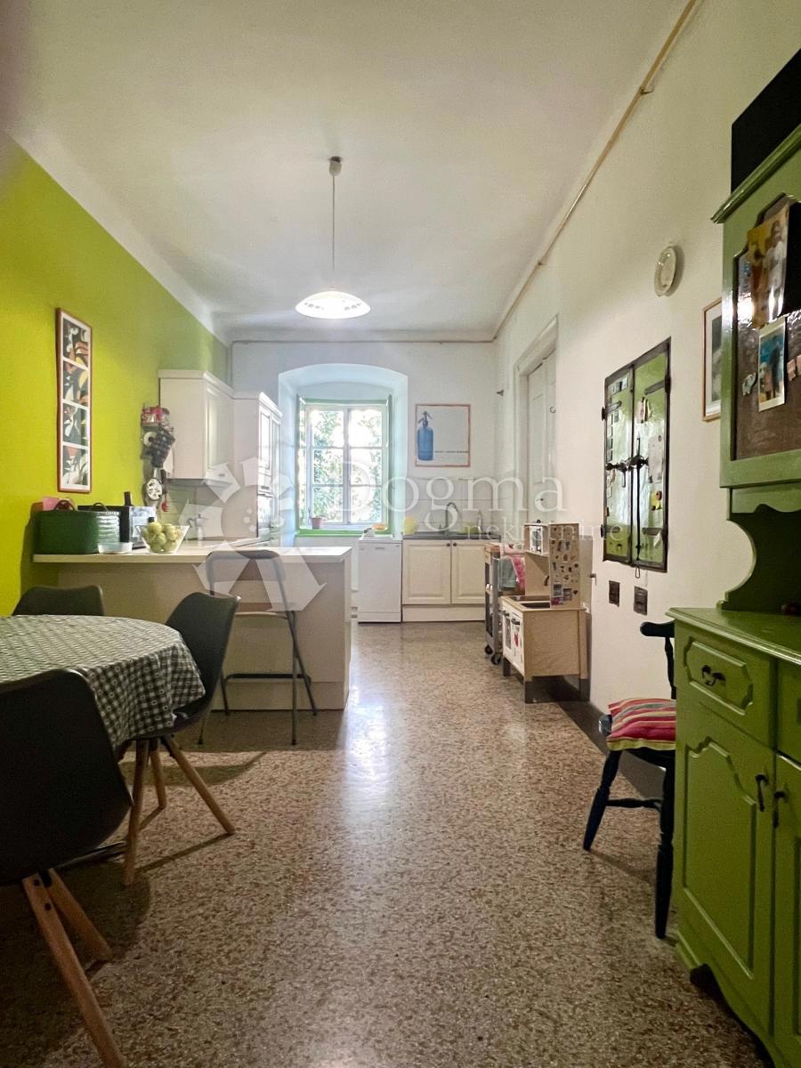 Allogio Centar, Rijeka, 141m2