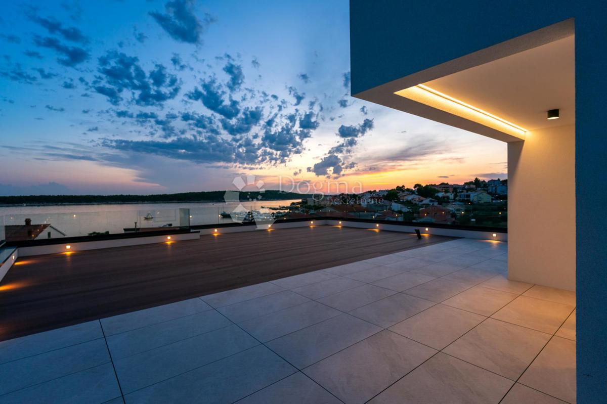 Appartamento Barbat na Rabu, Rab, 107m2