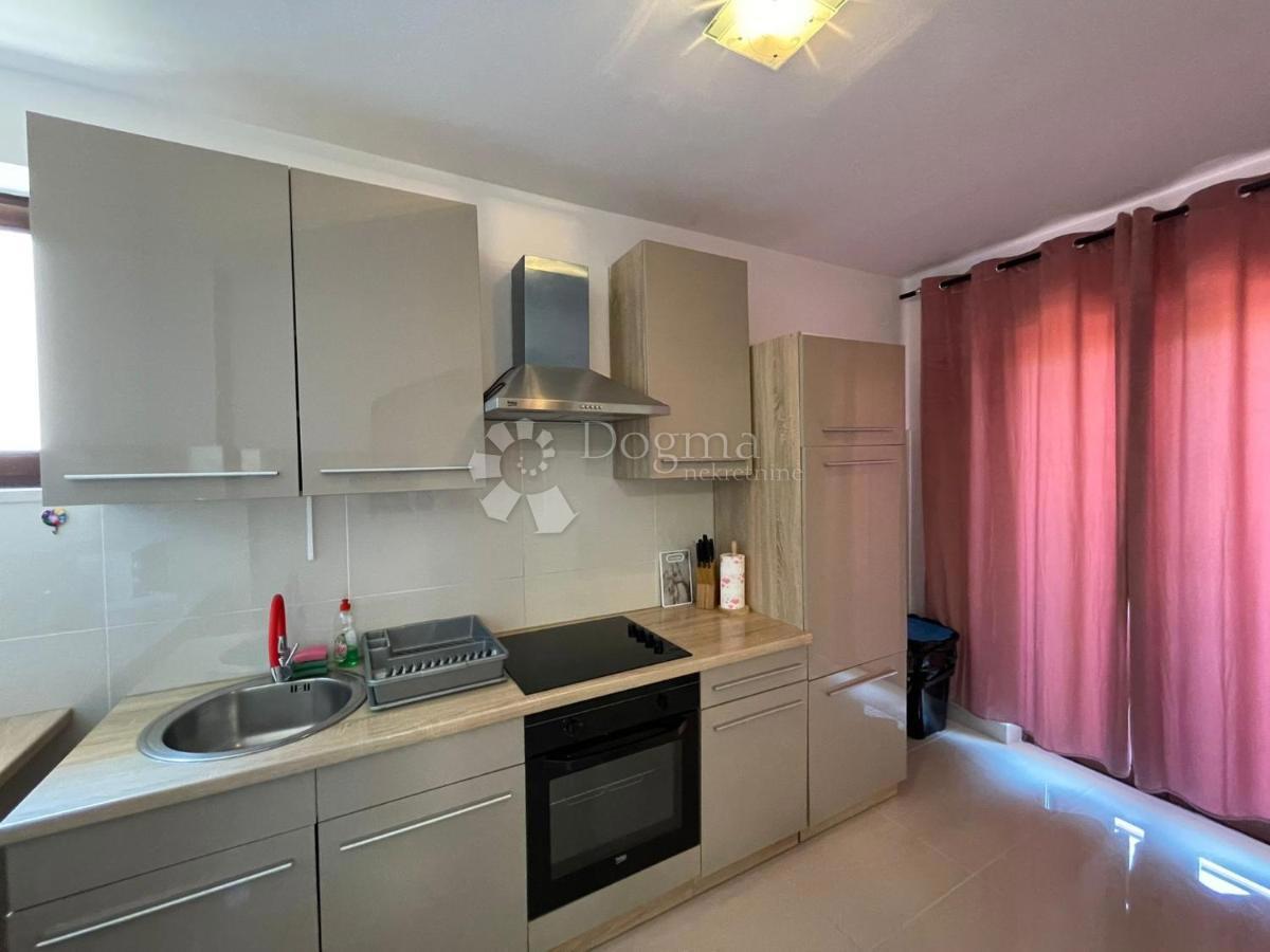 Casa Malinska, Malinska-Dubašnica, 231,29m2