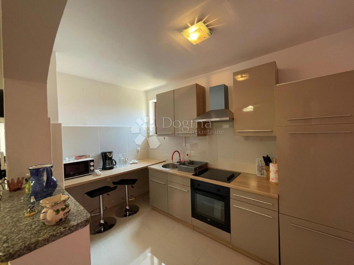 Casa Malinska, Malinska-Dubašnica, 231,29m2