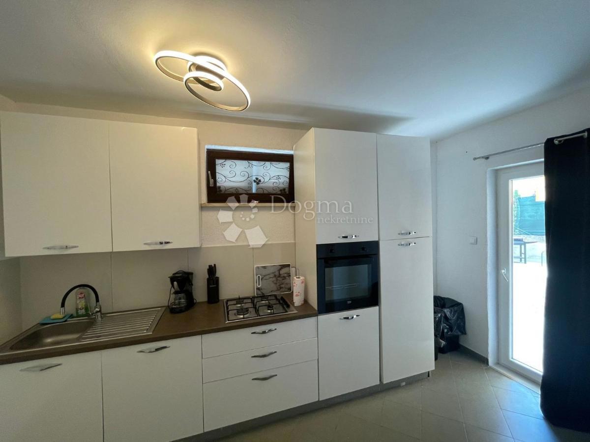 Casa Malinska, Malinska-Dubašnica, 231,29m2