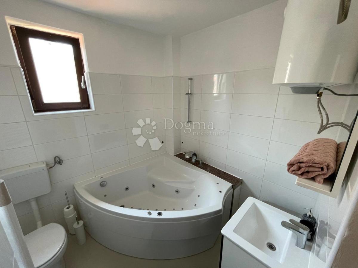 Casa Malinska, Malinska-Dubašnica, 231,29m2