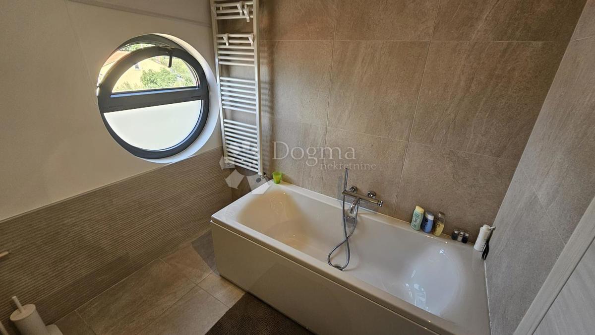 Allogio Bulevard, Rijeka, 112,40m2