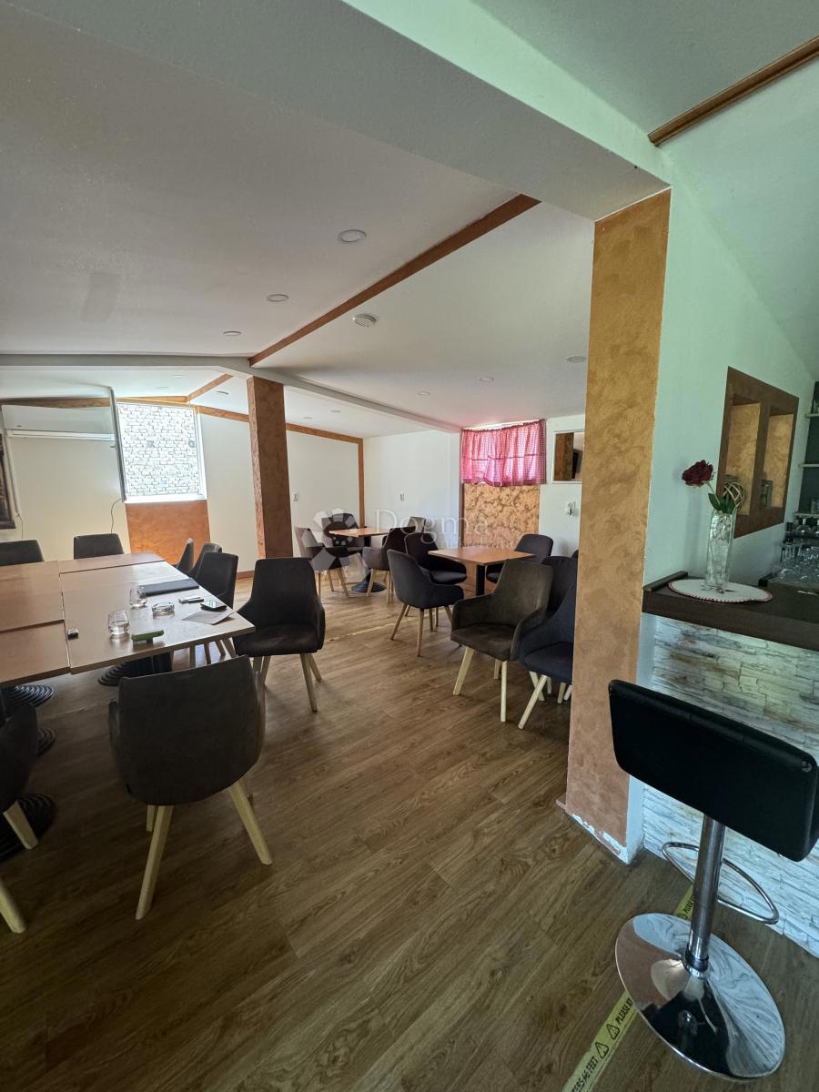 Locale commerciale Desno Željezno, Martinska Ves, 94m2