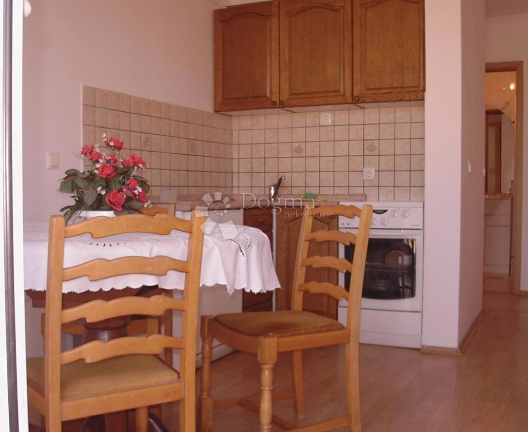 Casa Cesarica, Karlobag, 200m2