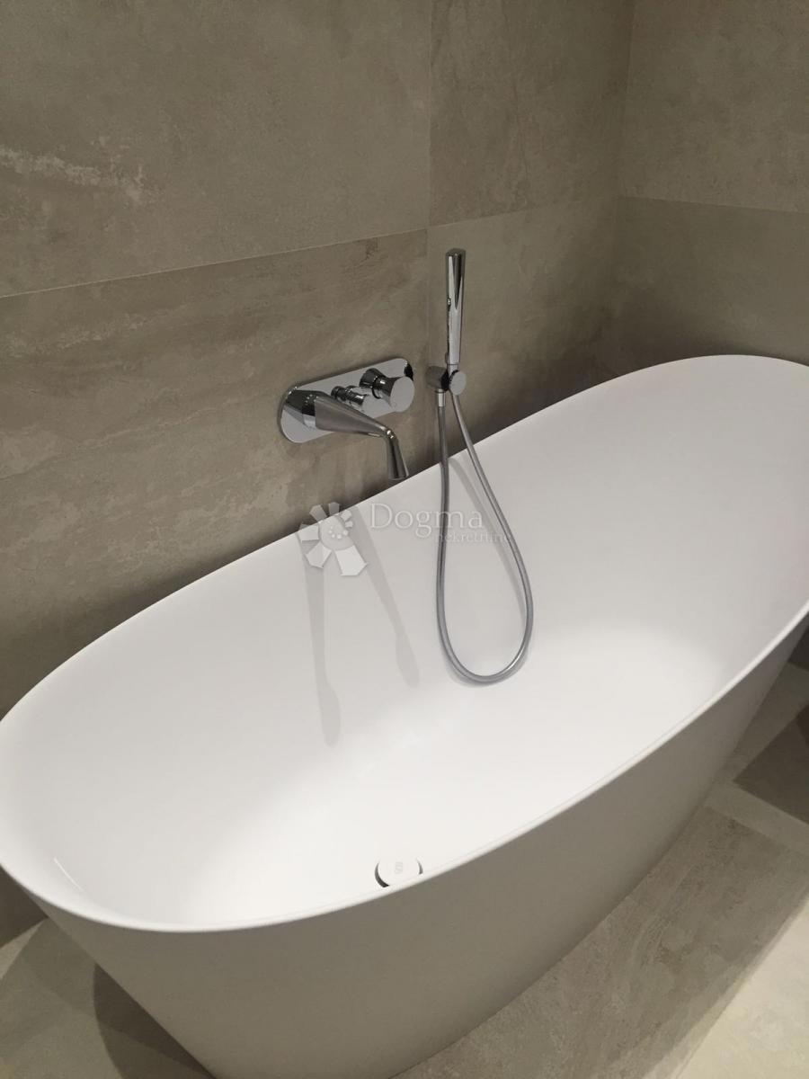 Allogio Pantovčak, Gornji Grad - Medveščak, 165m2