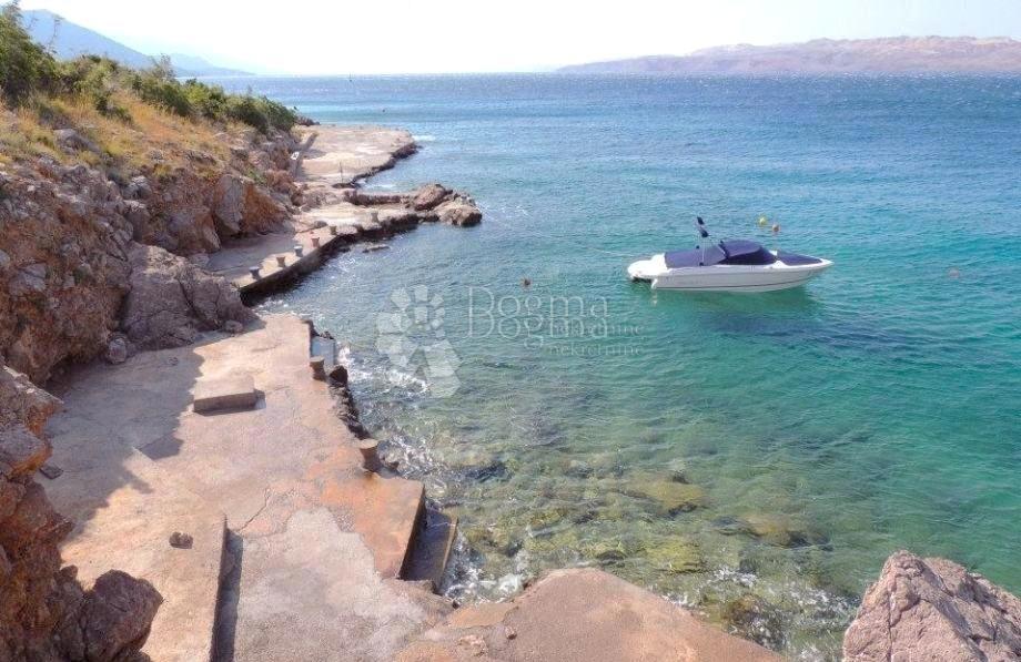 Terreno edificabile Cesarica, Karlobag, 525m2