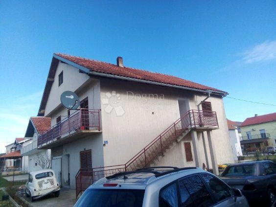 Casa Kninsko Polje, Knin, 200m2