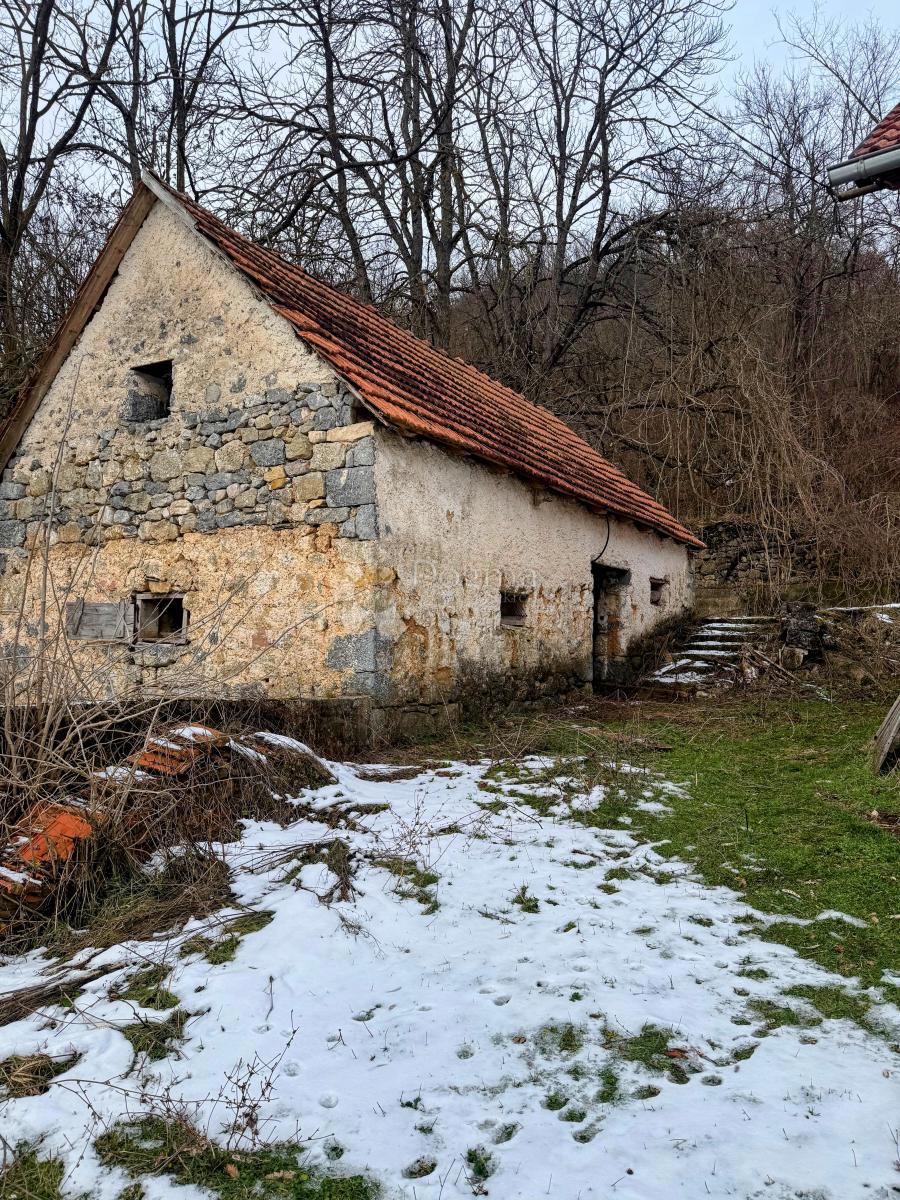 Casa Gornji Srb, Gračac, 123m2