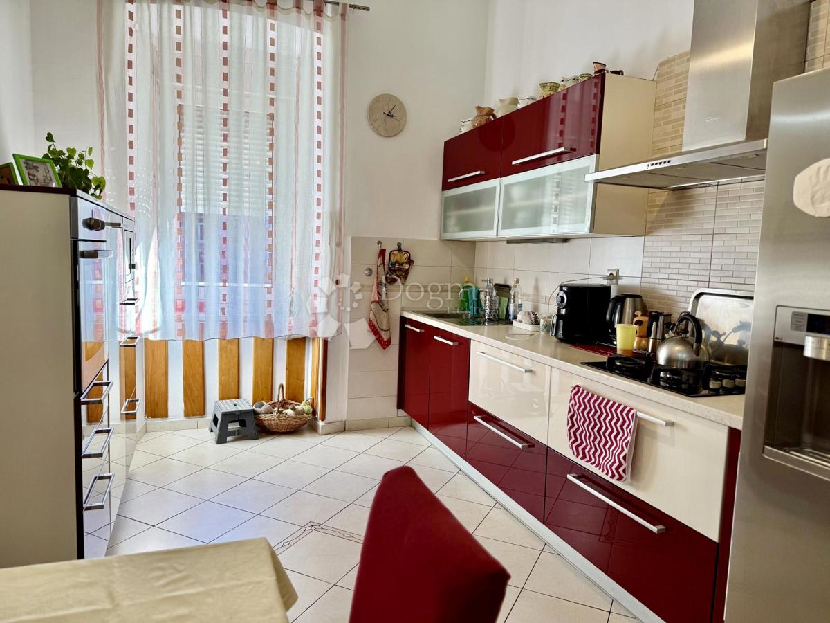 Allogio Centar, Rijeka, 100m2
