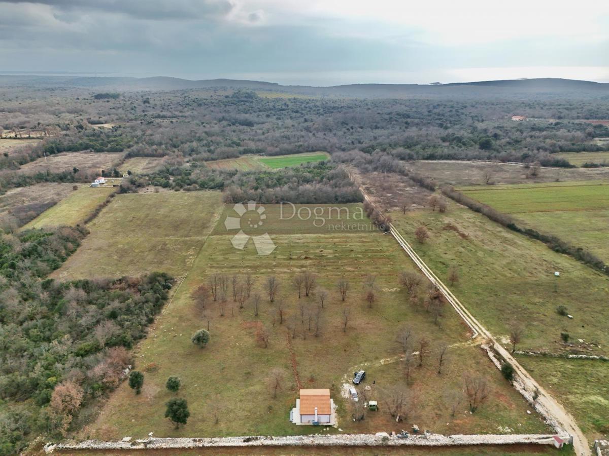 Terreno agricolo Rovinj, 11.800m2