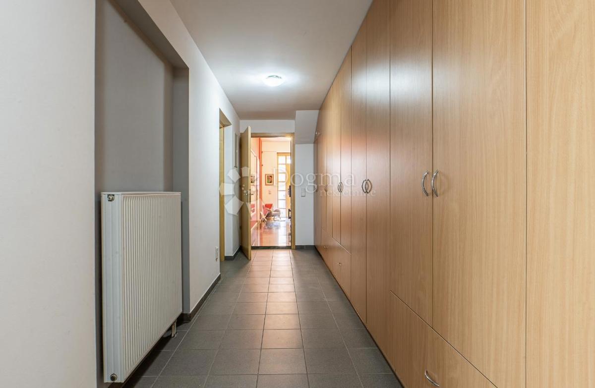 Casa Laščina, Maksimir, 342,70m2
