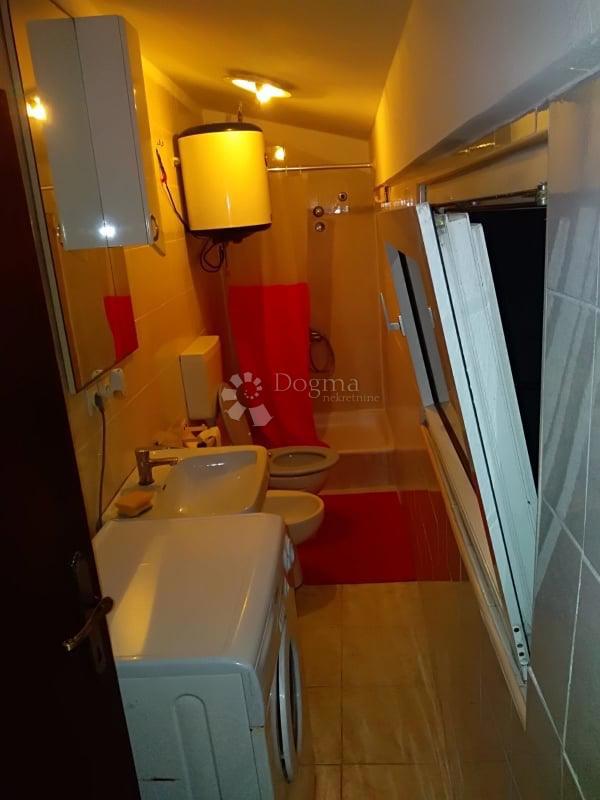 Allogio Centar, Rijeka, 59,63m2