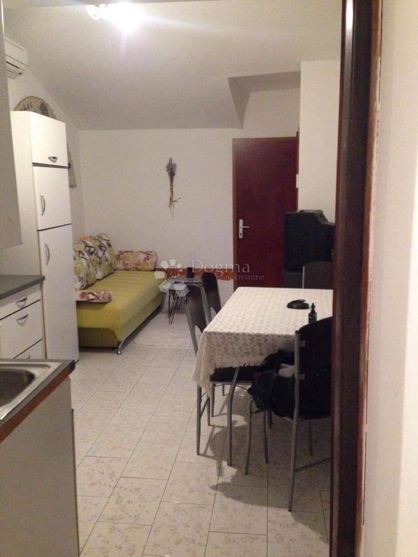 Allogio Centar, Rijeka, 59,63m2