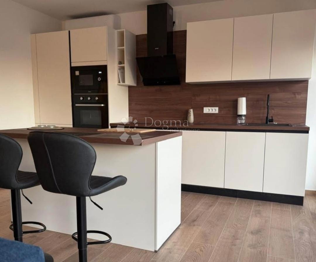 Allogio Mihotići, Matulji, 100m2