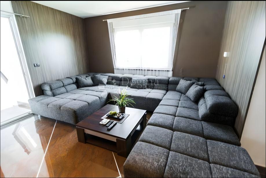 Casa Valdebek, Pula, 350m2