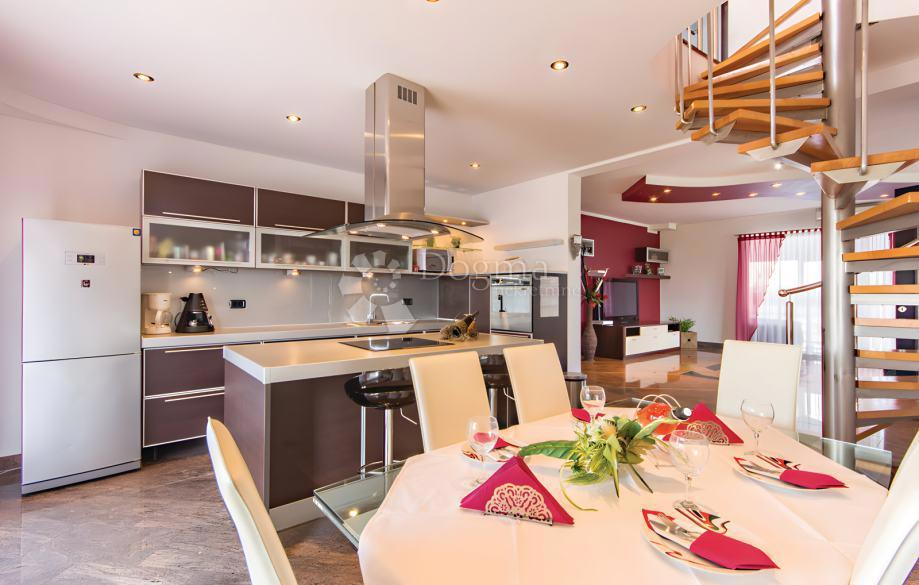 Casa Valdebek, Pula, 350m2