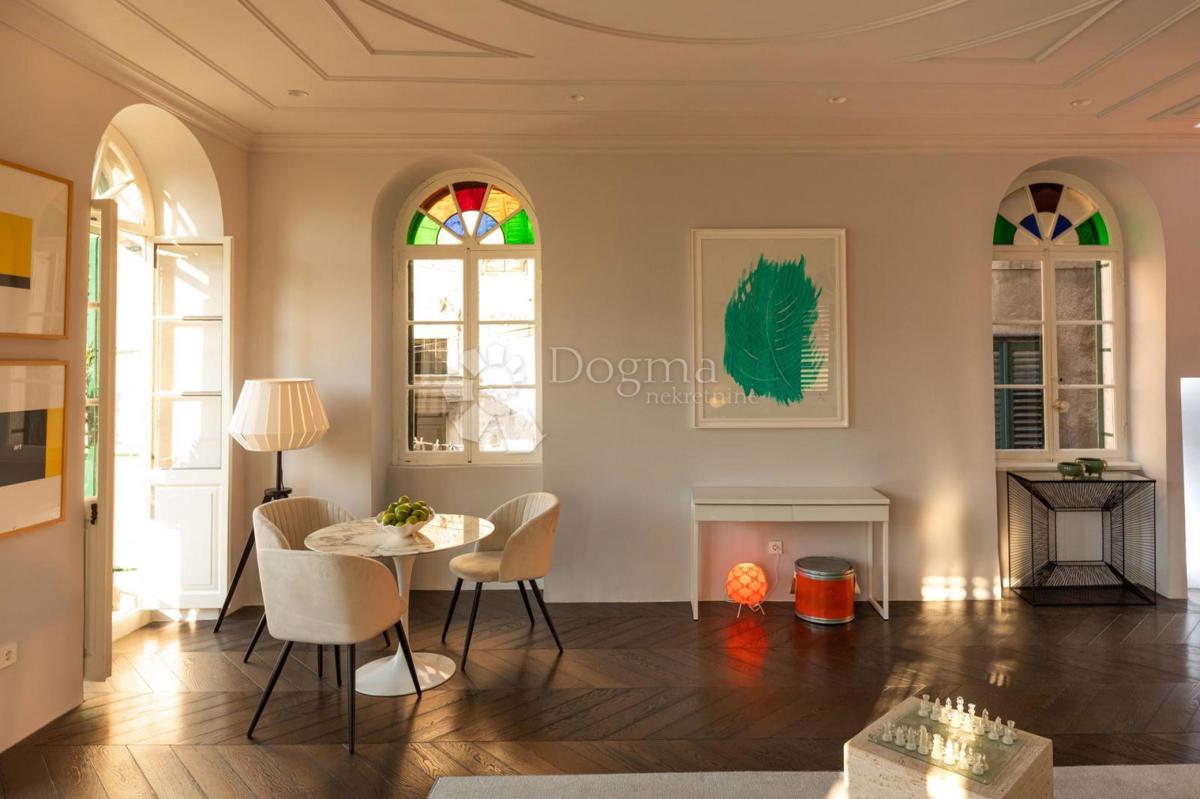 Lux Allogio Grad, Šibenik, 90m2