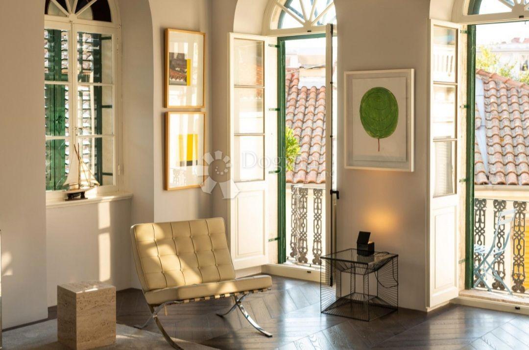 Lux Allogio Grad, Šibenik, 90m2