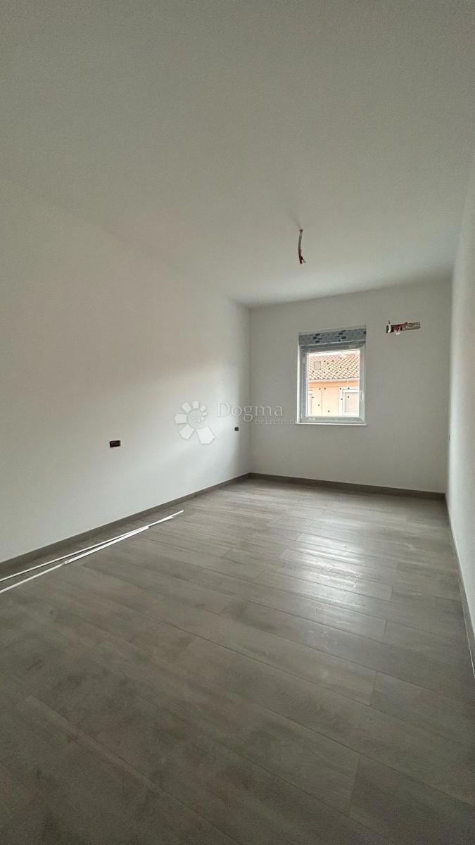 Allogio Gregovica, Pula, 84m2