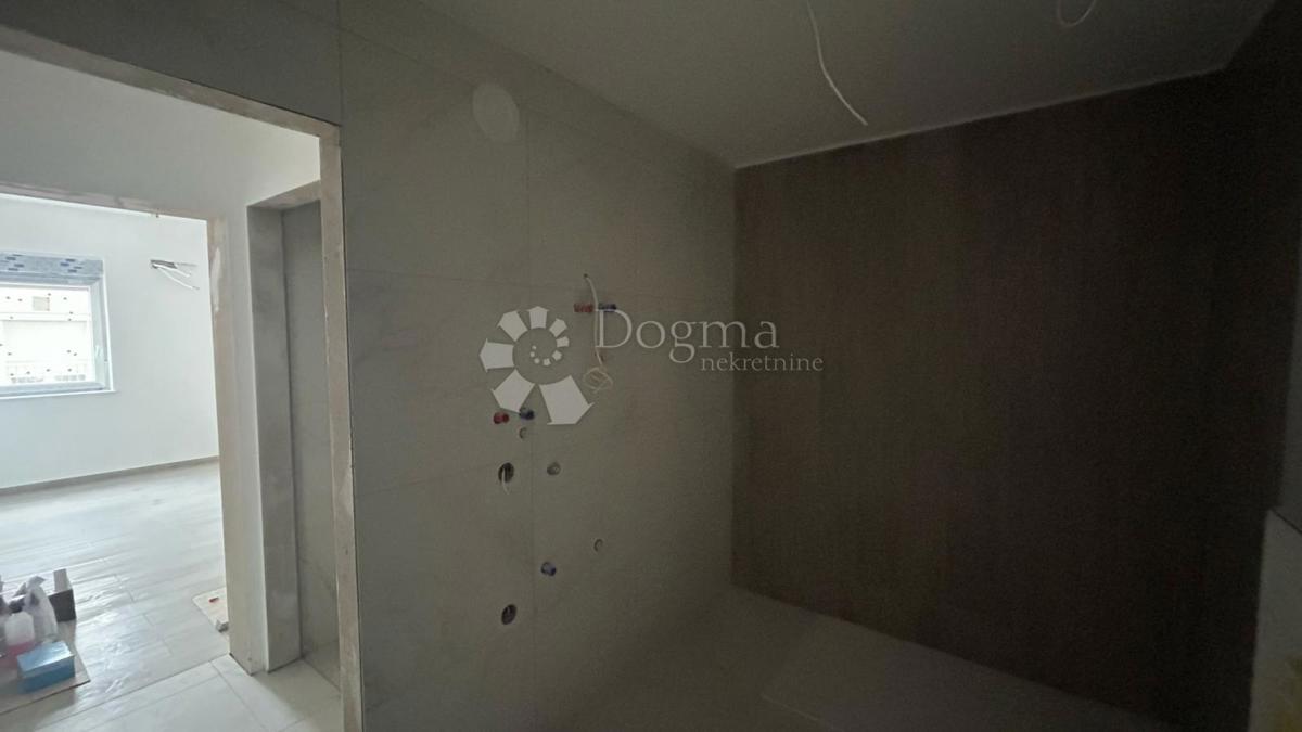 Allogio Gregovica, Pula, 84m2