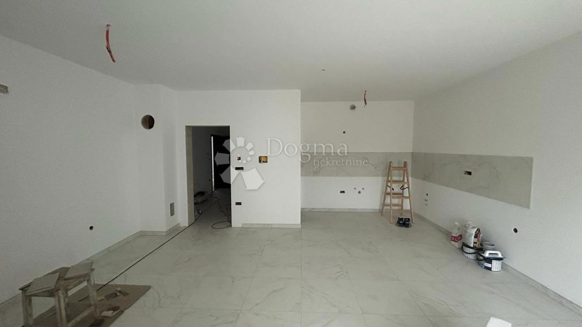 Allogio Gregovica, Pula, 84m2