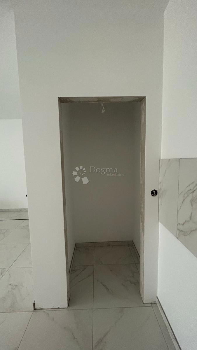 Allogio Gregovica, Pula, 84m2