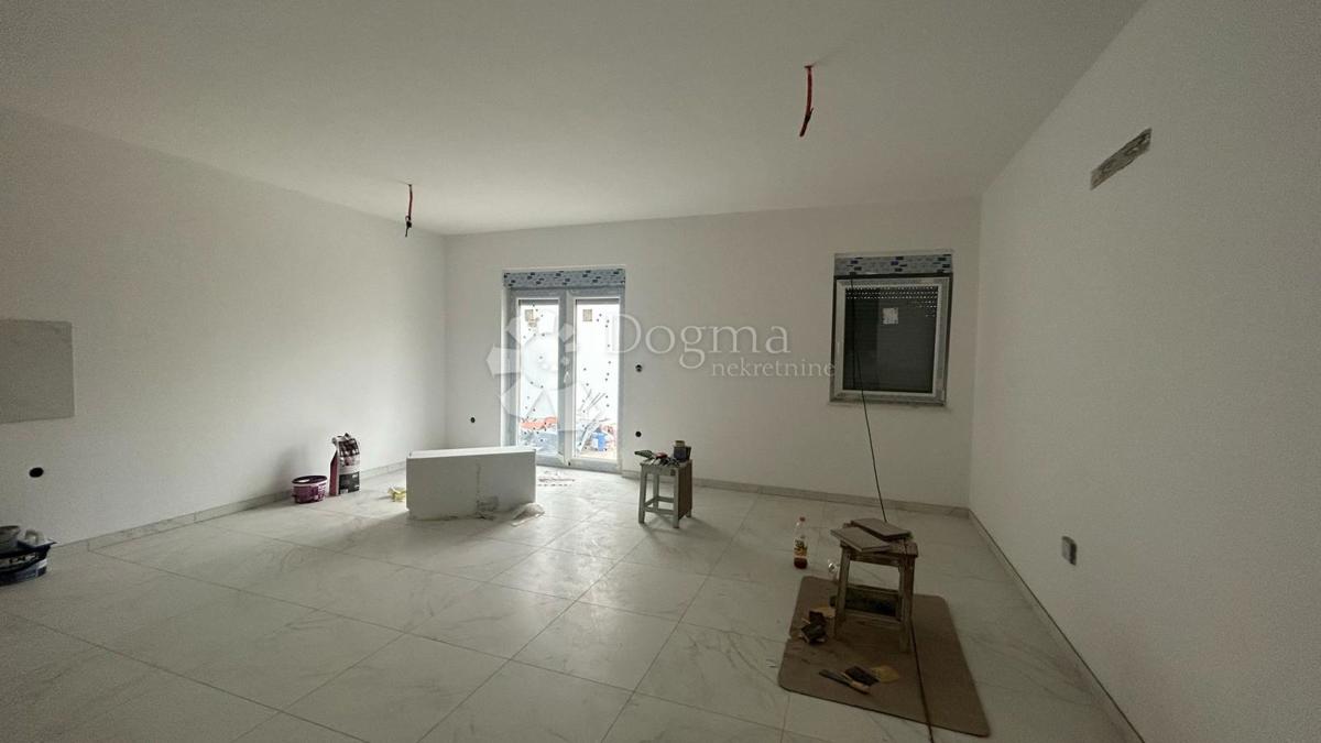 Allogio Gregovica, Pula, 84m2