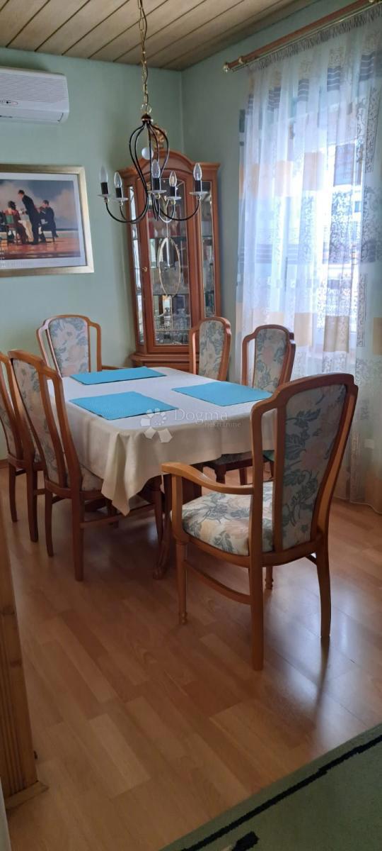 Casa Centar, Gospić, 550m2