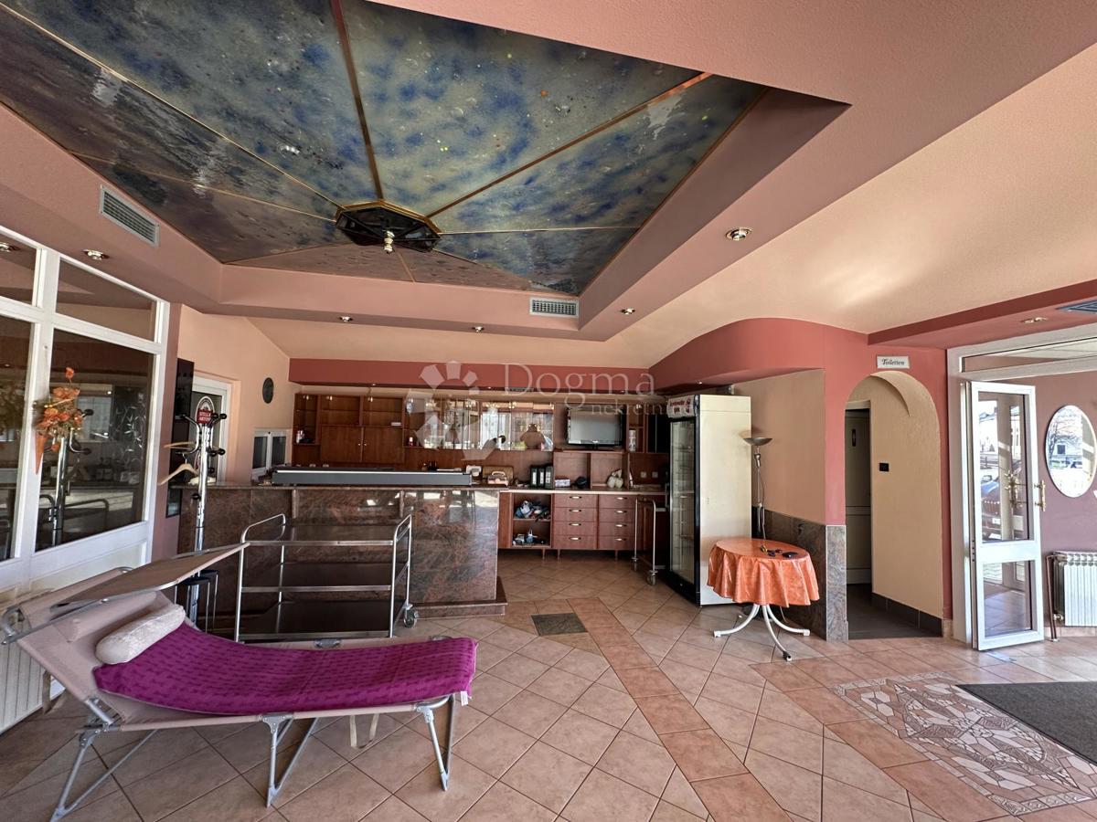 Casa Centar, Gospić, 550m2