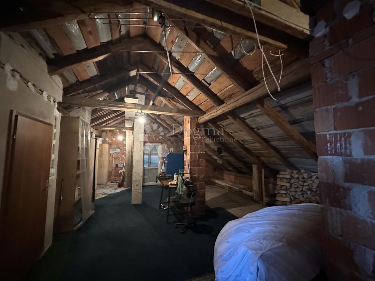 Casa Centar, Gospić, 550m2