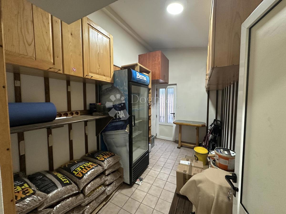 Casa Centar, Gospić, 550m2