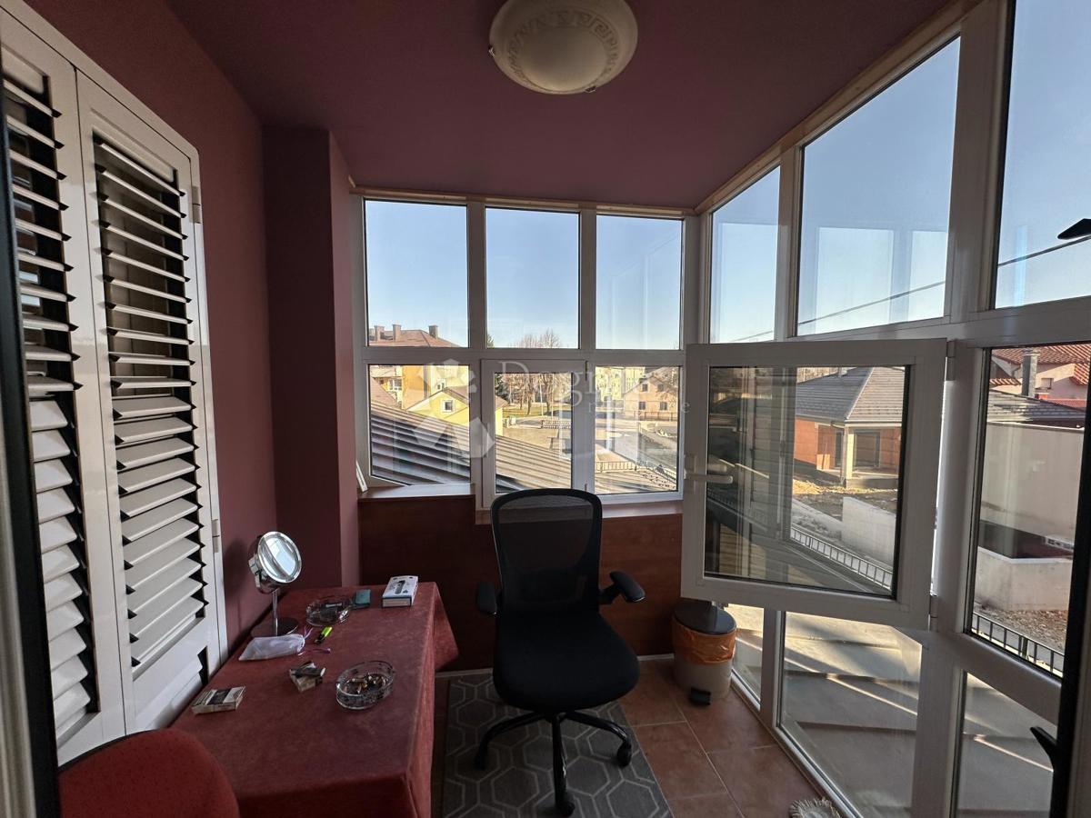 Casa Centar, Gospić, 550m2