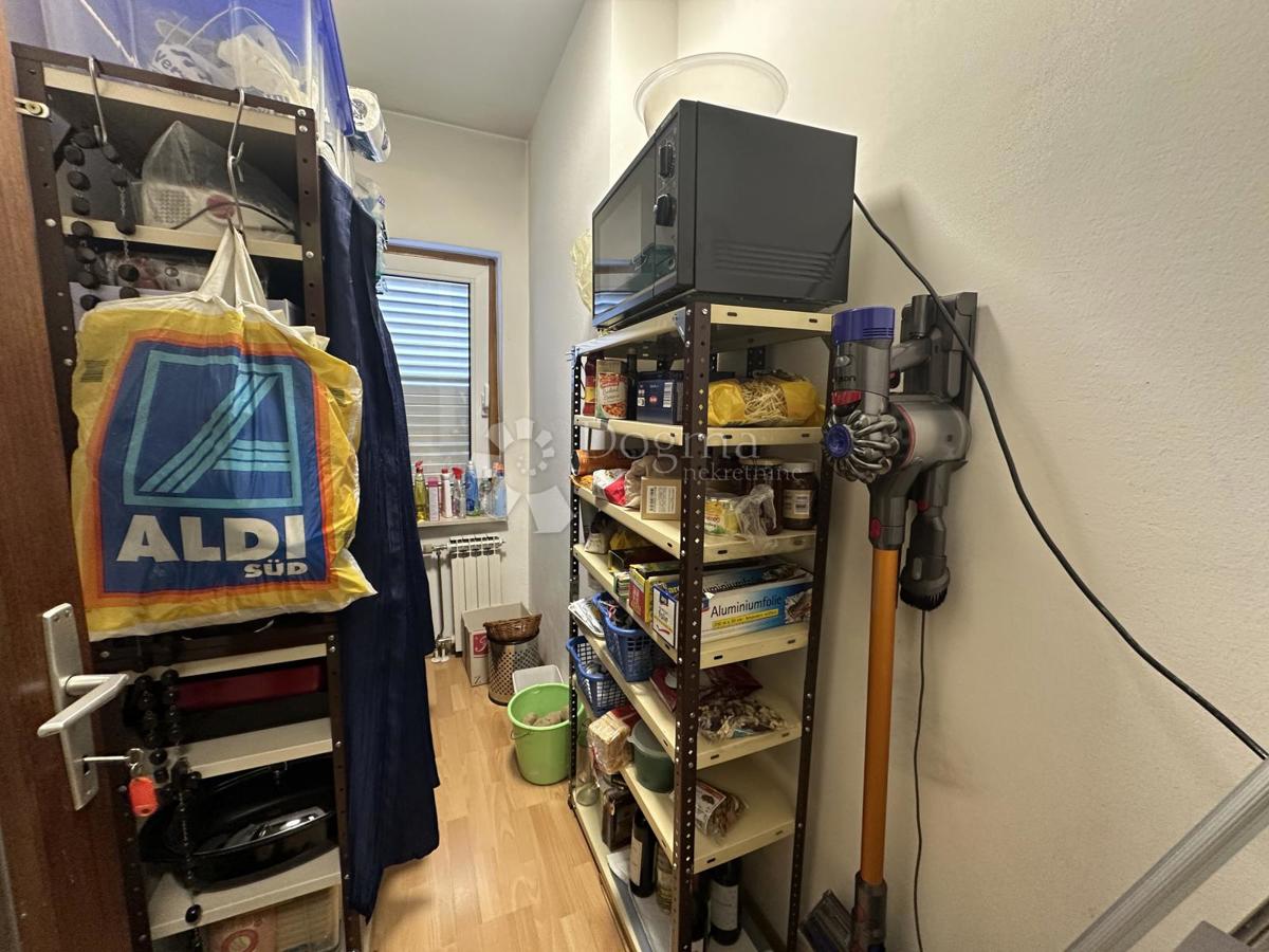 Casa Centar, Gospić, 550m2