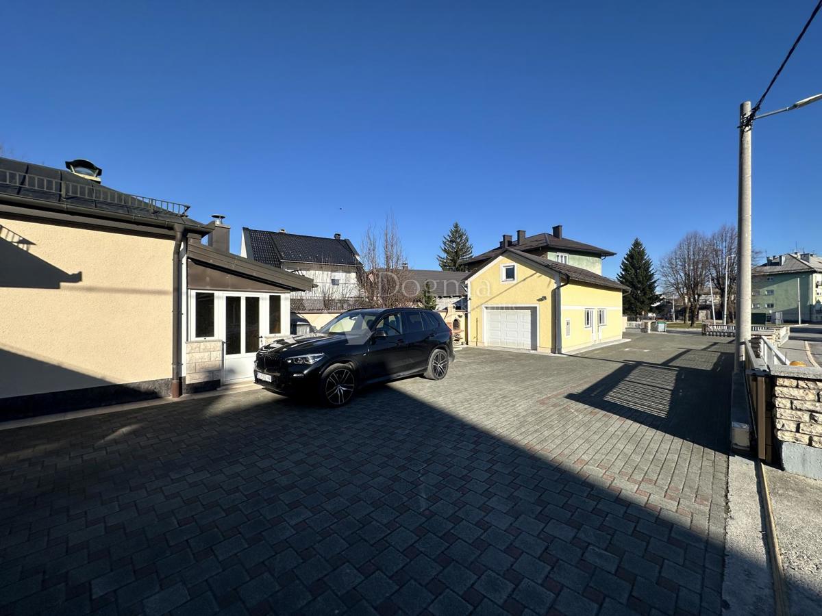 Casa Centar, Gospić, 550m2