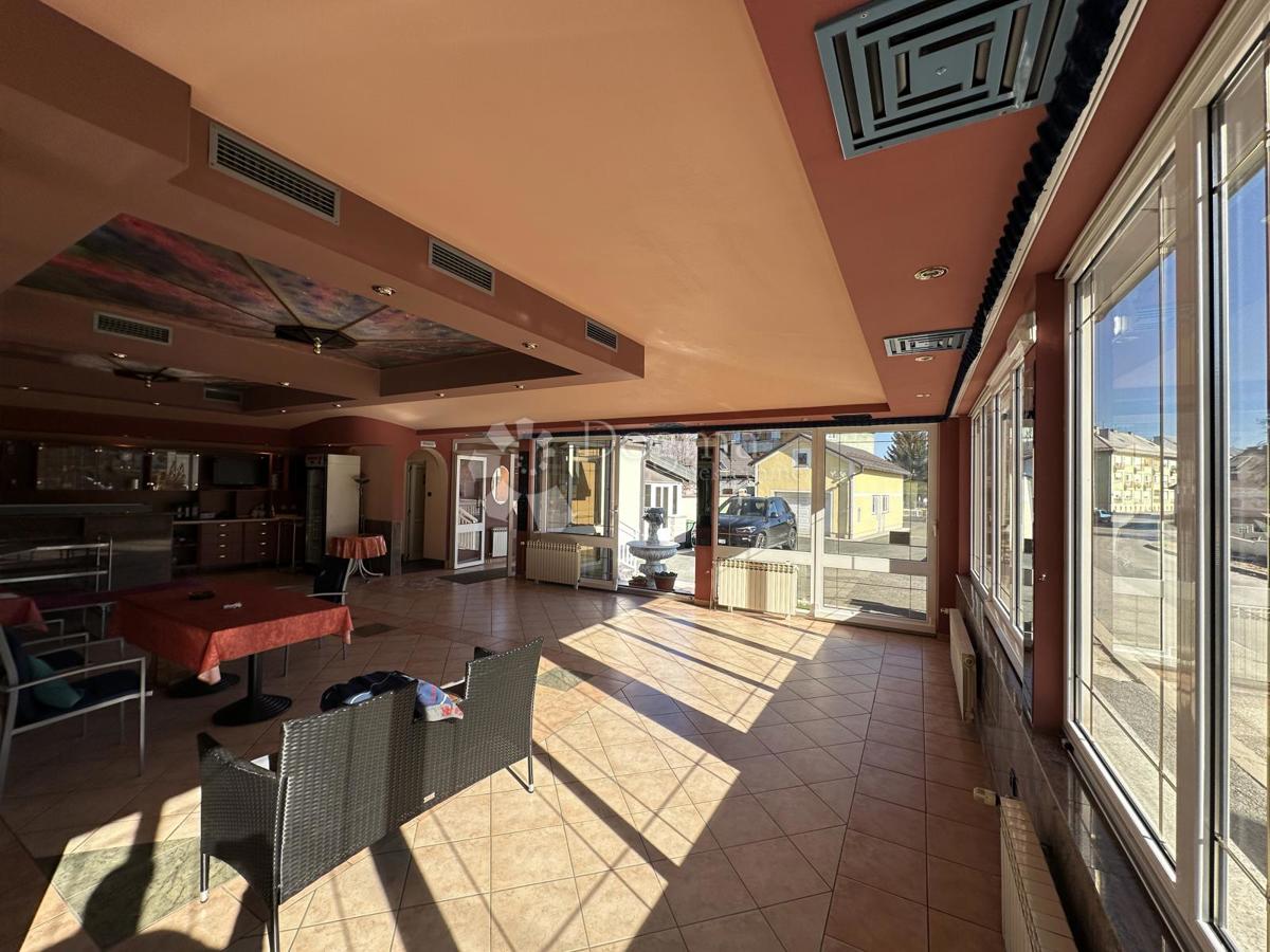 Casa Centar, Gospić, 550m2