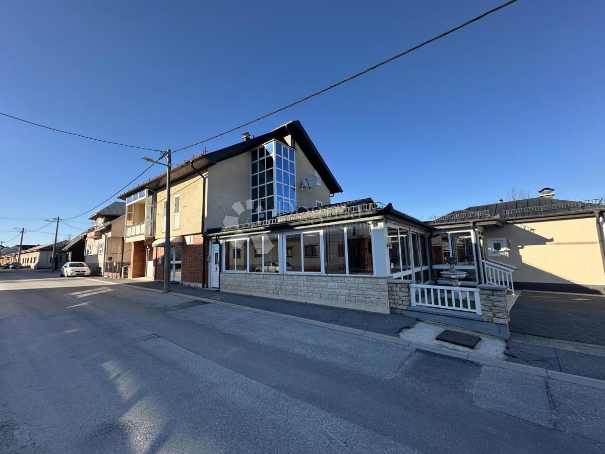 Casa Centar, Gospić, 550m2