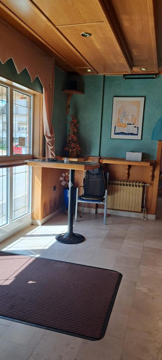 Casa Centar, Gospić, 550m2