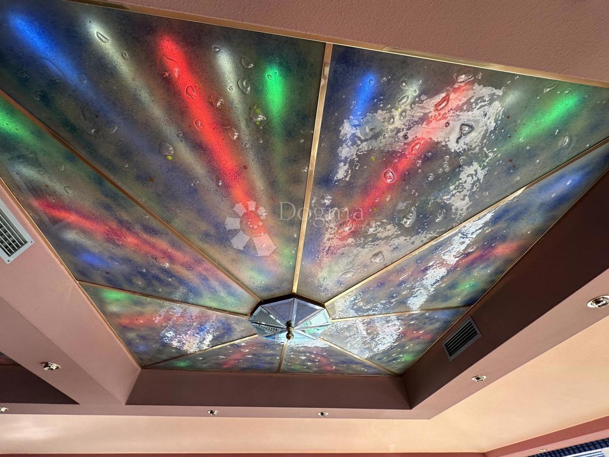 Casa Centar, Gospić, 550m2