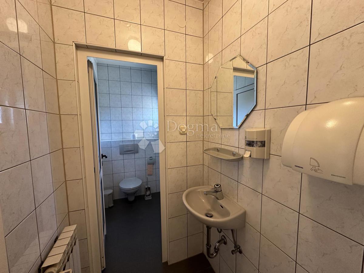 Casa Centar, Gospić, 550m2