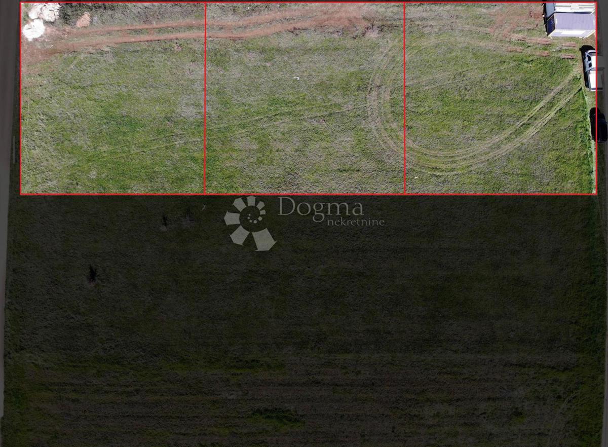 Terreno edificabile Poreč, 725m2