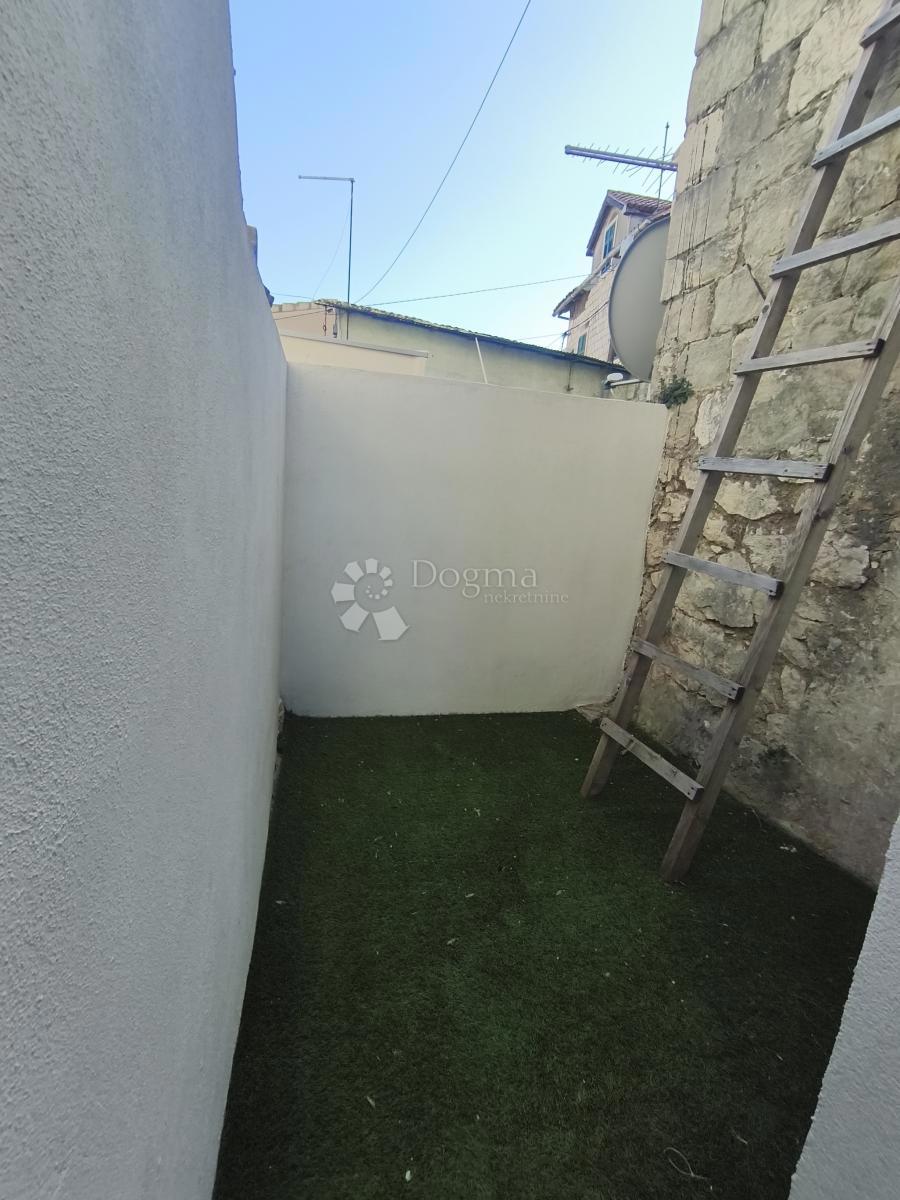 Allogio Varoš, Split, 27m2