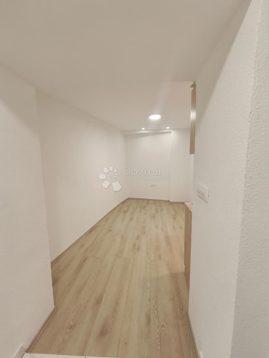 Allogio Varoš, Split, 27m2