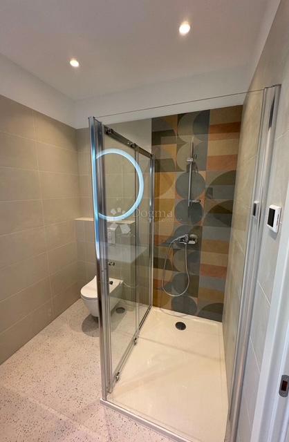 Allogio Vojak, Rijeka, 97m2